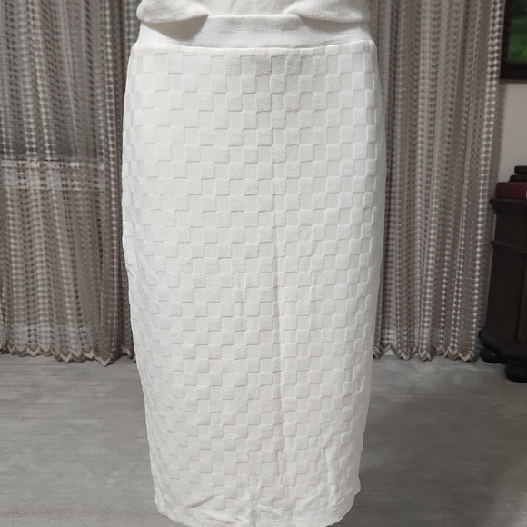 Cream Knee-length Pencil Skirt for Cocktail - Picture 3 of 9